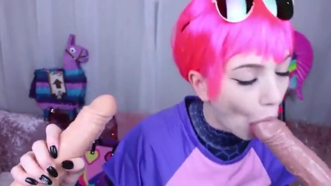 Fortnite cosplayes csajszika cidázza a műfaszokat